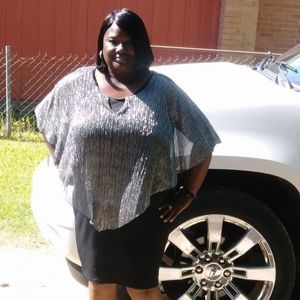 Meet your Posher, Pamela